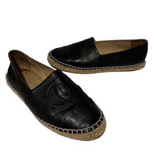 100% Authentic Chanel Size 39 / 8 CC Logo Black Lambskin Summer Espadrille Flats